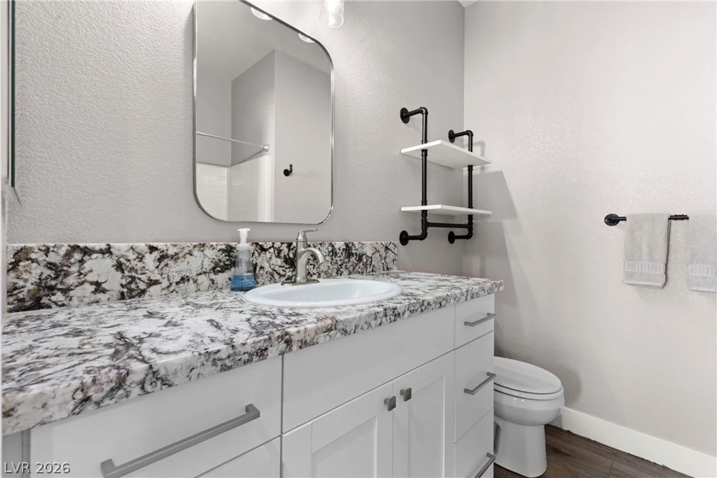 1583 Mazuma, Logandale, NV 89021