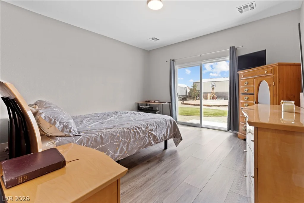 1583 Mazuma, Logandale, NV 89021