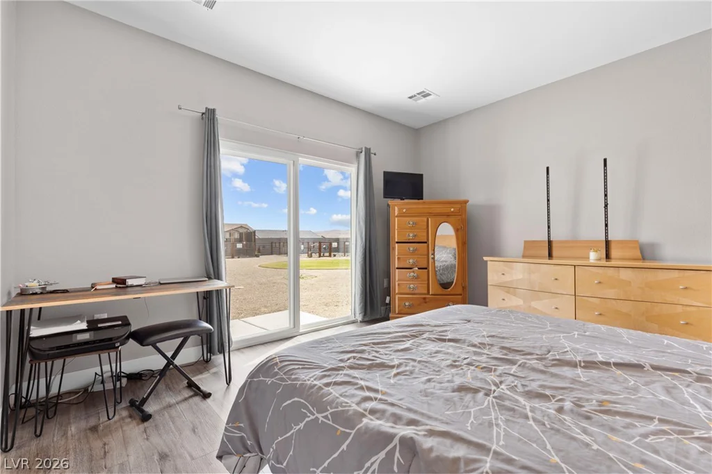 1583 Mazuma, Logandale, NV 89021