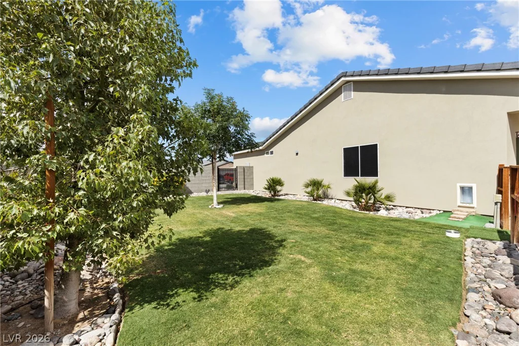 1583 Mazuma, Logandale, NV 89021
