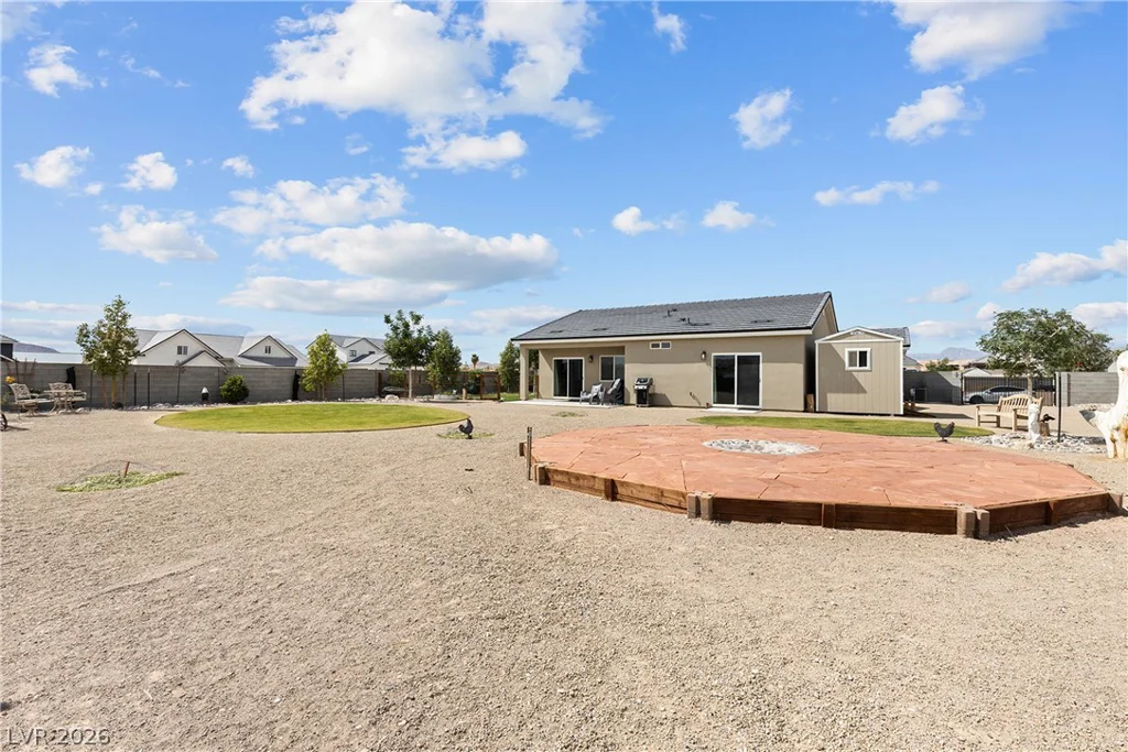 1583 Mazuma, Logandale, NV 89021