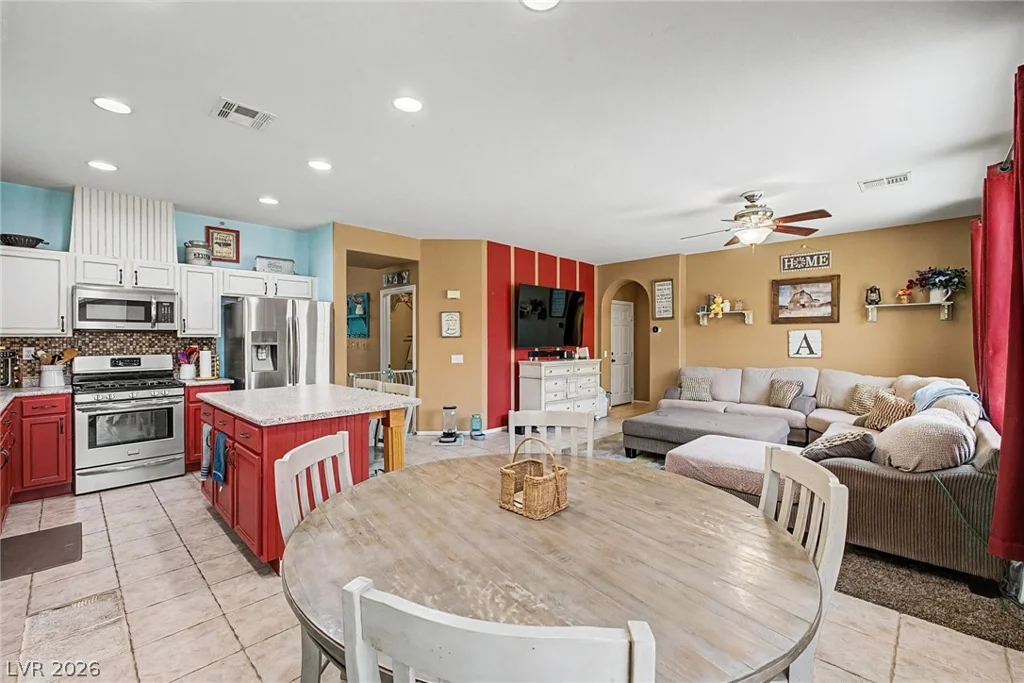 1028 Roaring River, Henderson, NV 89002