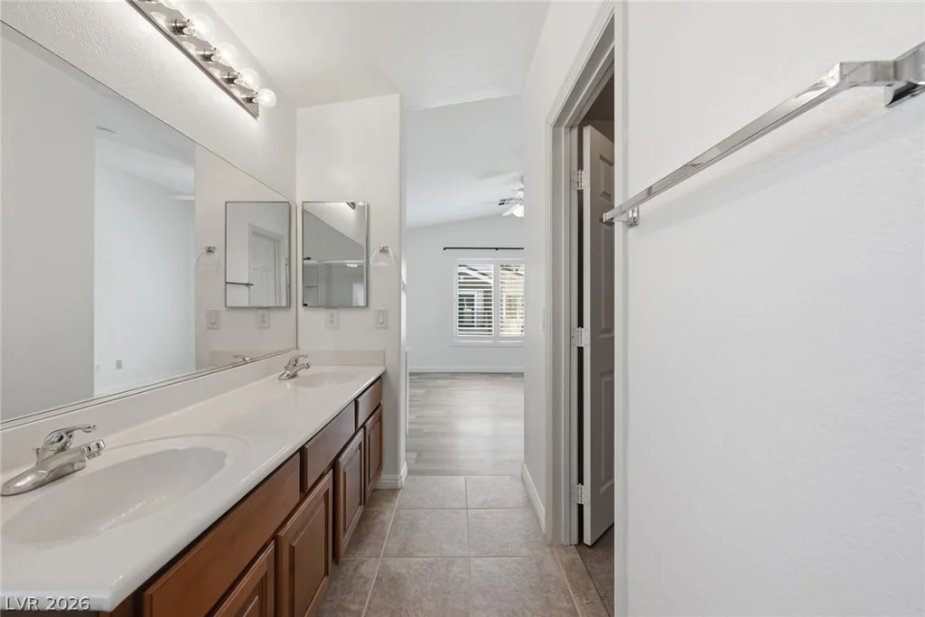 9116 Bushy Tail, Las Vegas, NV 89149