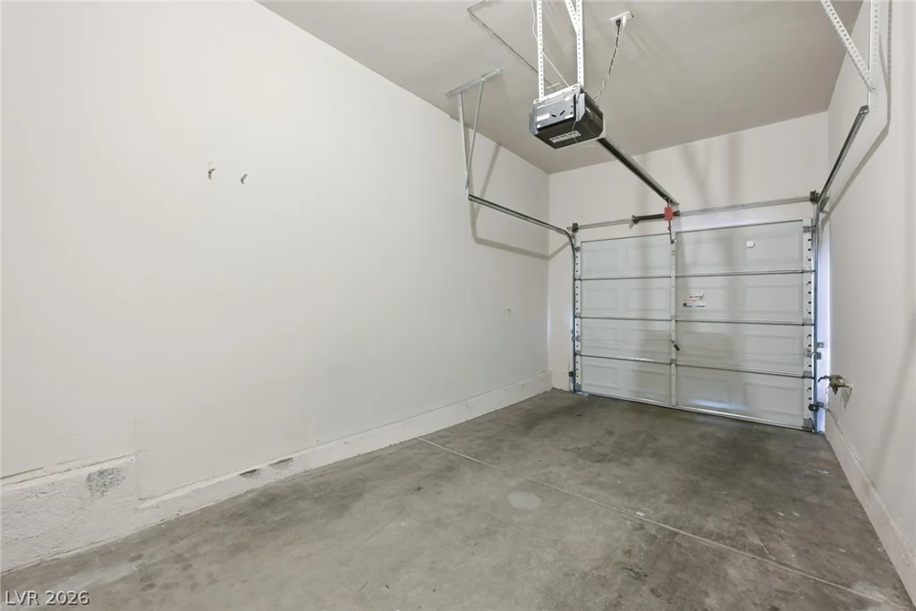 9116 Bushy Tail, Las Vegas, NV 89149