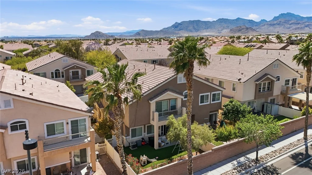 9116 Bushy Tail, Las Vegas, NV 89149