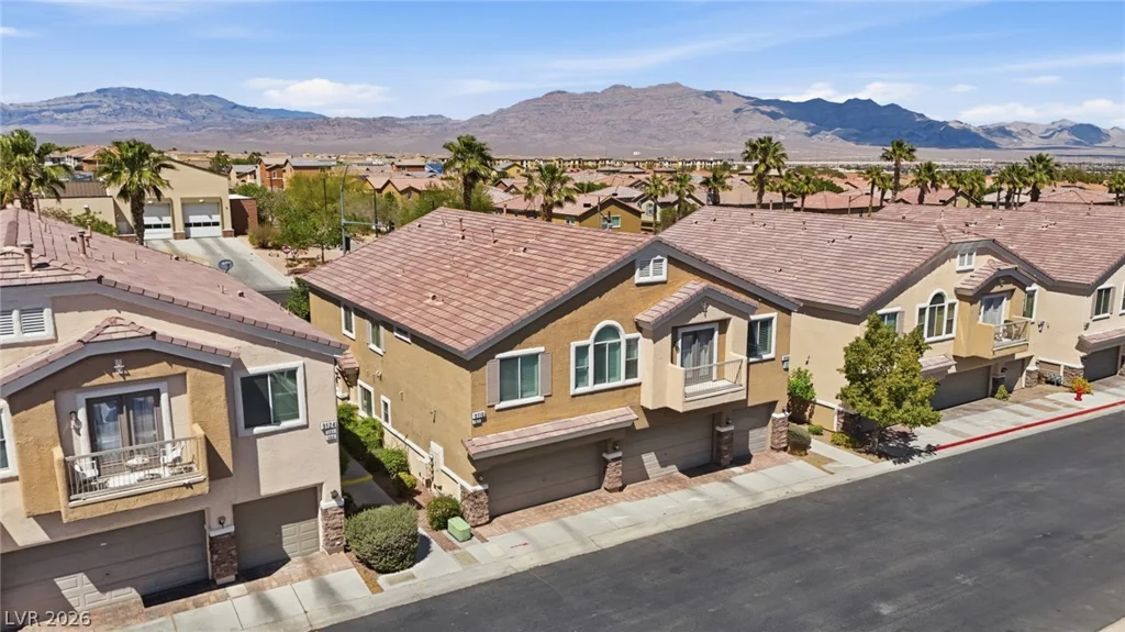 9116 Bushy Tail, Las Vegas, NV 89149