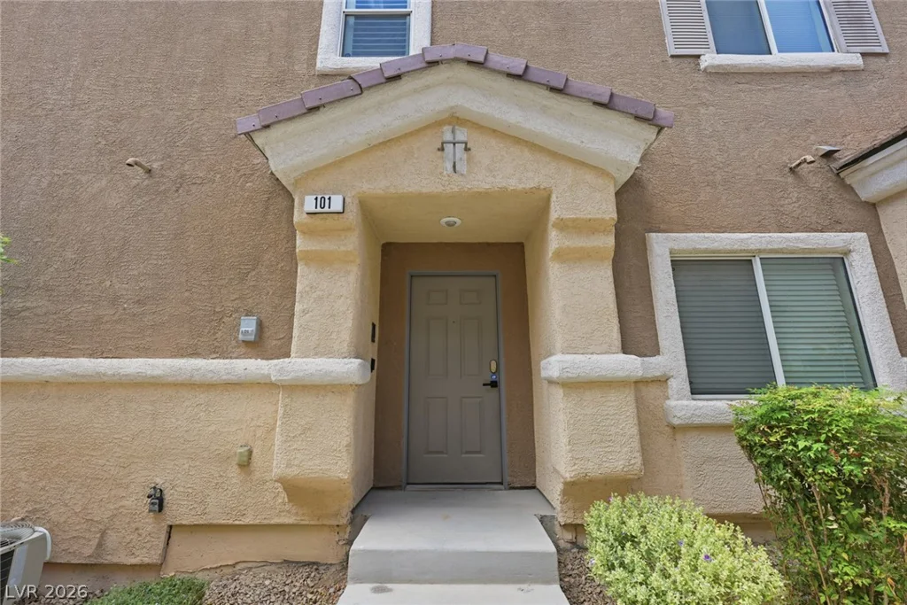 9116 Bushy Tail, Las Vegas, NV 89149