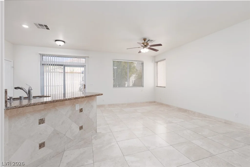 9434 Baltinglass, Las Vegas, NV 89123