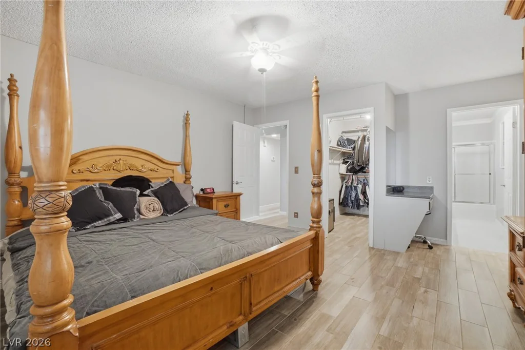 2395 Los Feliz, Las Vegas, NV 89156