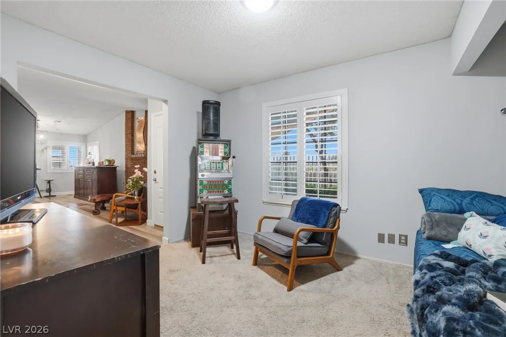 2395 Los Feliz, Las Vegas, NV 89156