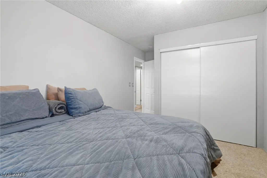 2395 Los Feliz, Las Vegas, NV 89156