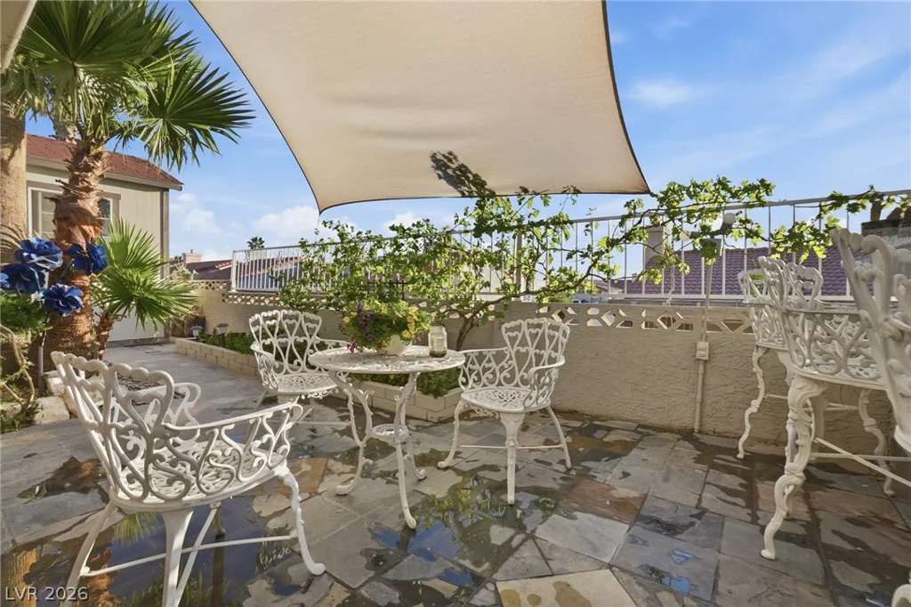 2395 Los Feliz, Las Vegas, NV 89156
