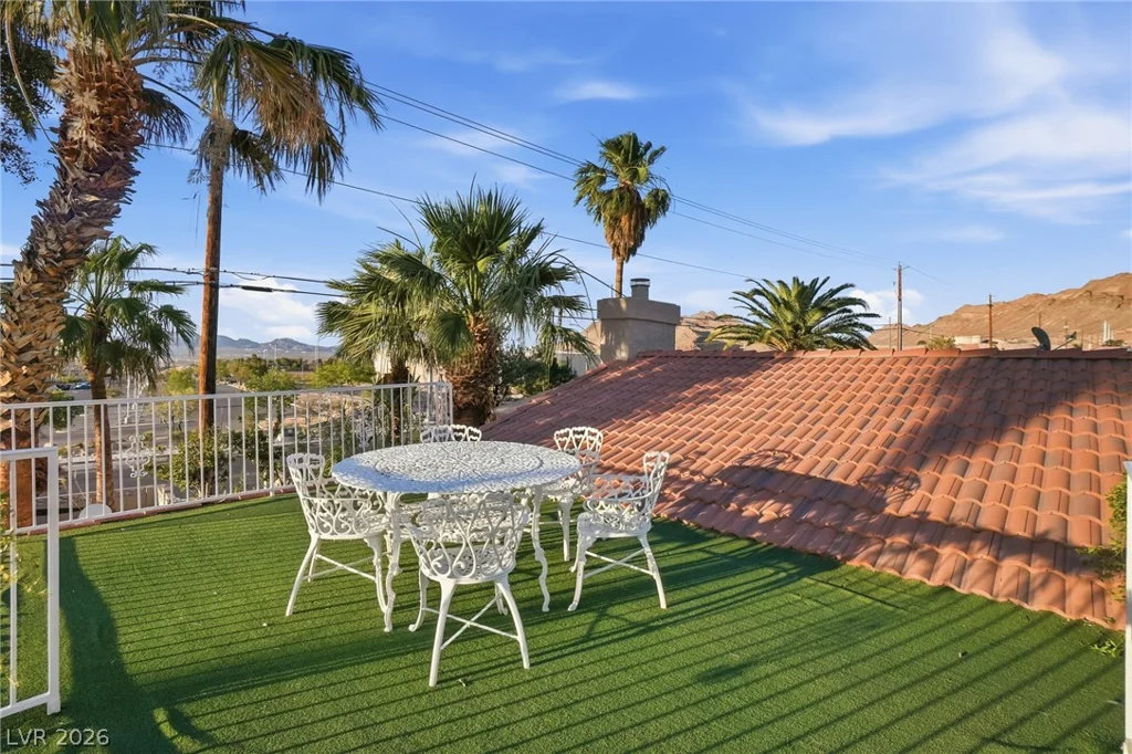 2395 Los Feliz, Las Vegas, NV 89156