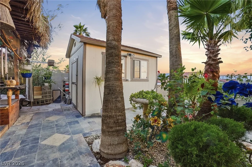 2395 Los Feliz, Las Vegas, NV 89156