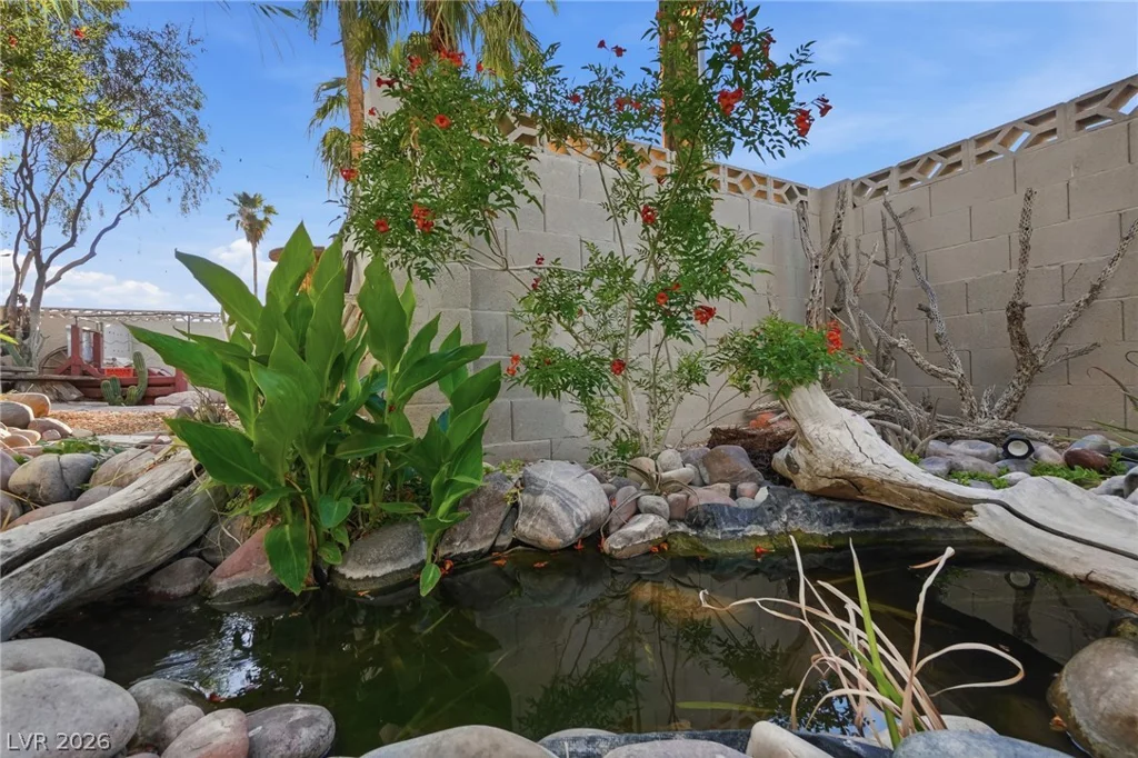 2395 Los Feliz, Las Vegas, NV 89156