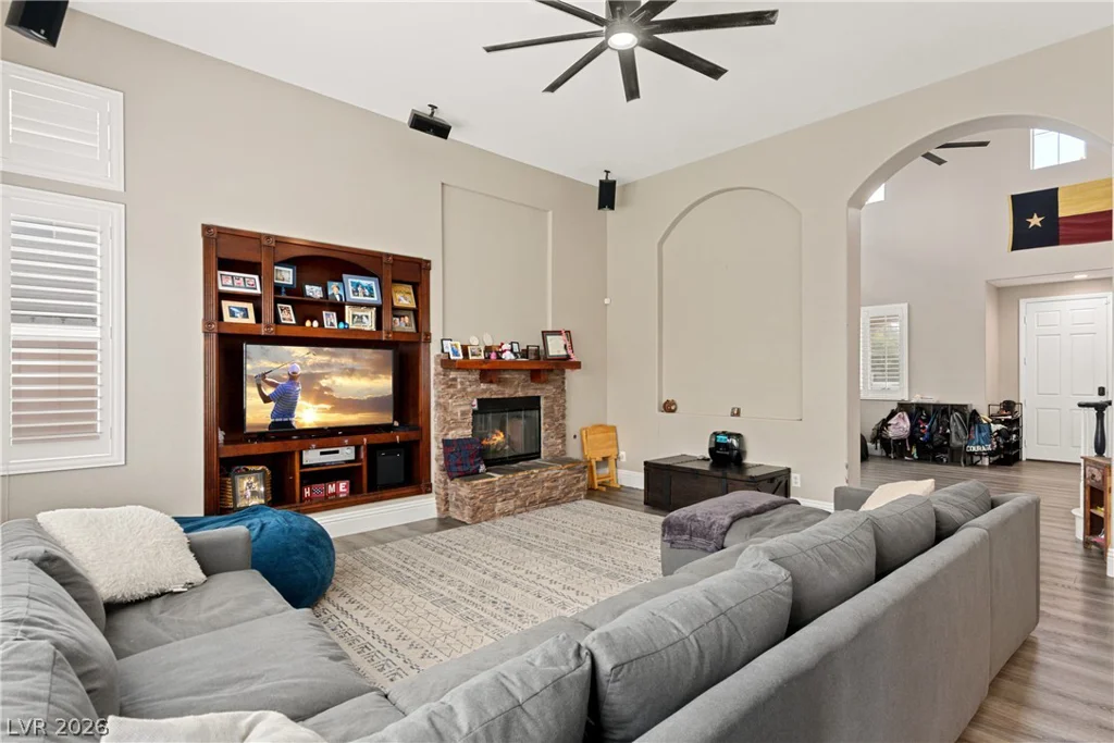 9391 Arrowhead Bluff, Las Vegas, NV 89149