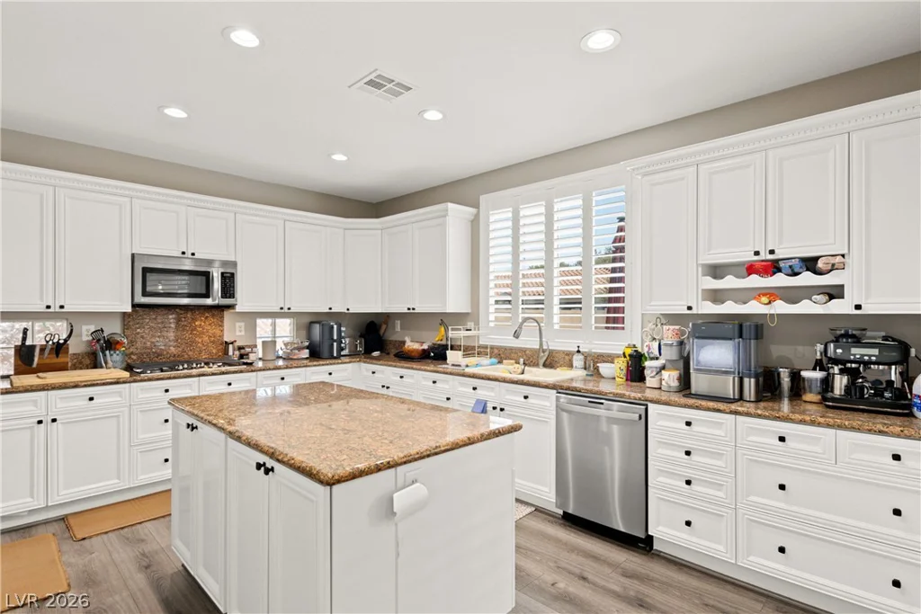 9391 Arrowhead Bluff, Las Vegas, NV 89149