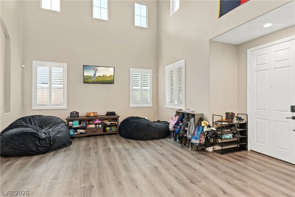 9391 Arrowhead Bluff, Las Vegas, NV 89149