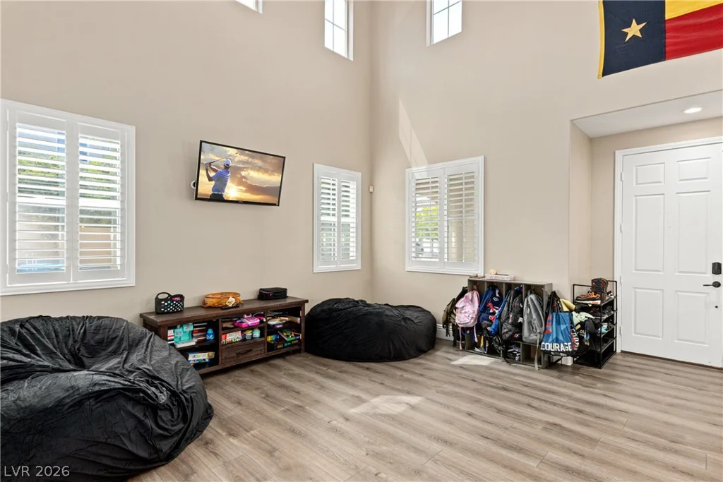 9391 Arrowhead Bluff, Las Vegas, NV 89149