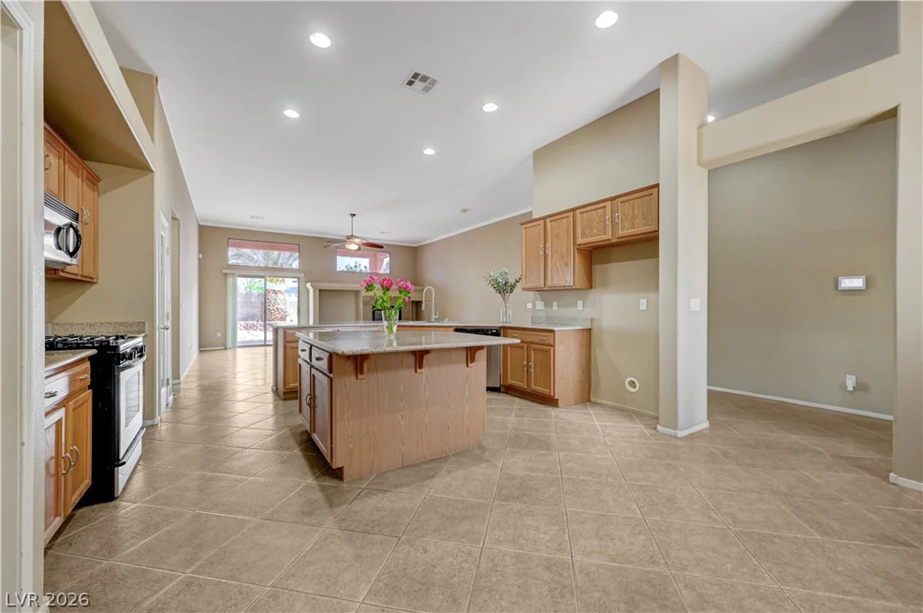 916 Kevin Baker, North Las Vegas, NV 89086
