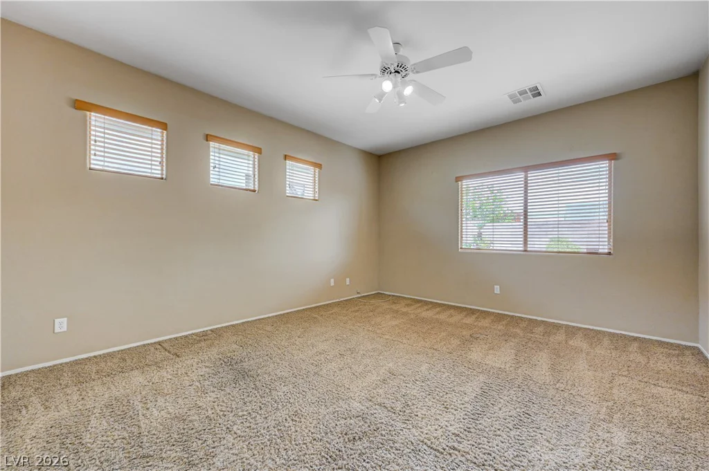 916 Kevin Baker, North Las Vegas, NV 89086
