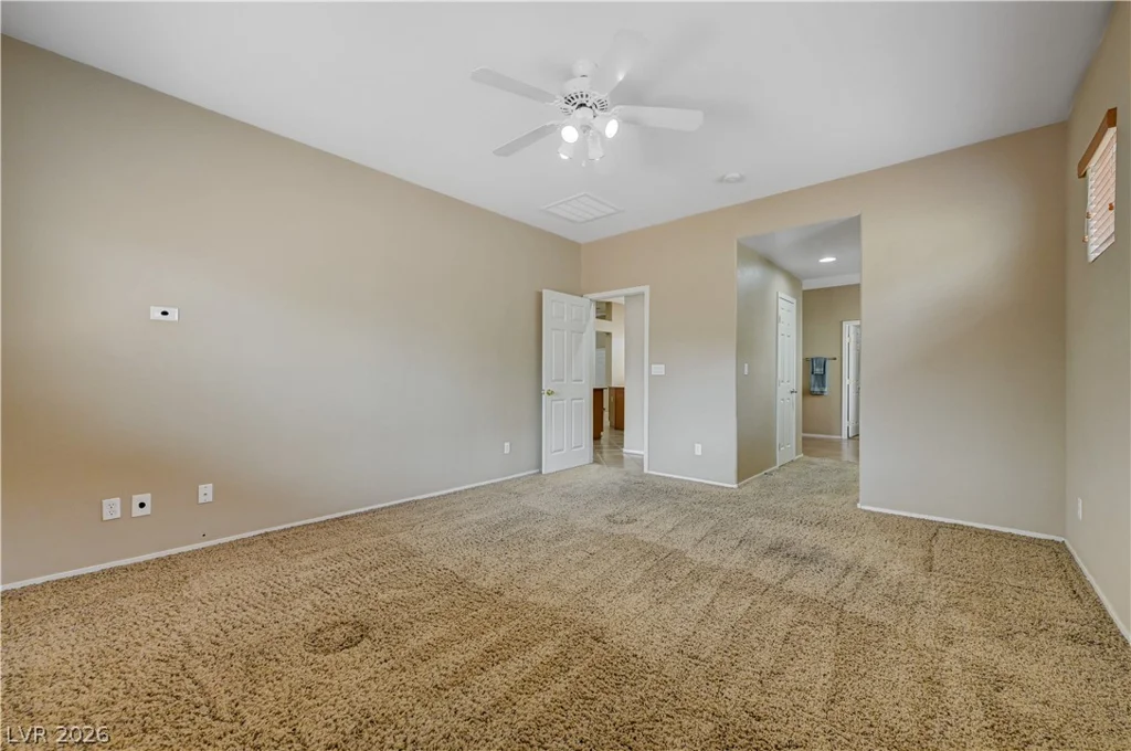916 Kevin Baker, North Las Vegas, NV 89086
