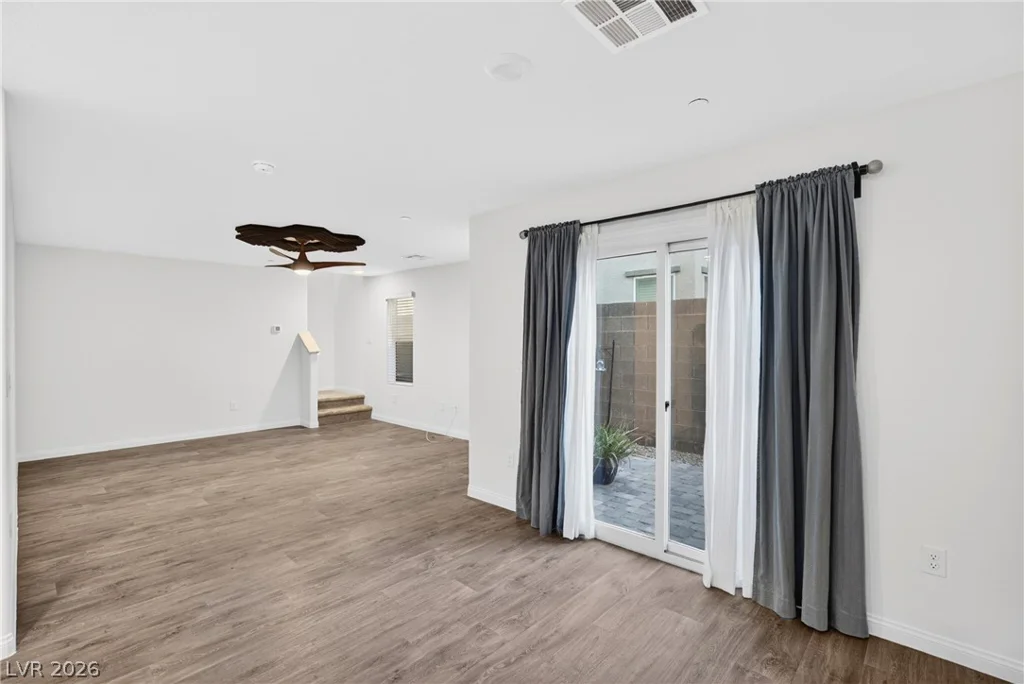 6947 Magenta Moon, North Las Vegas, NV 89086
