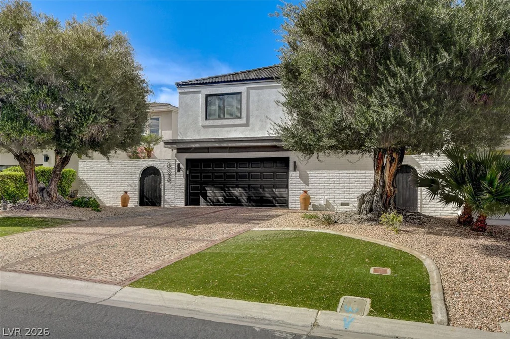 828 Vegas Valley, Las Vegas, NV 89109