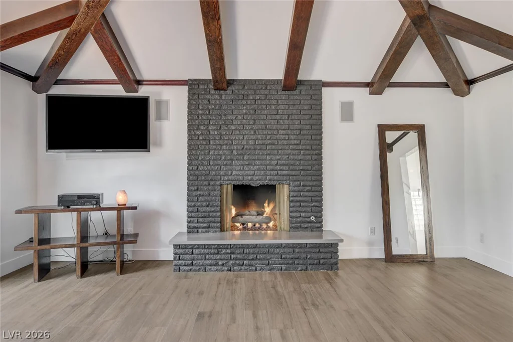 828 Vegas Valley, Las Vegas, NV 89109