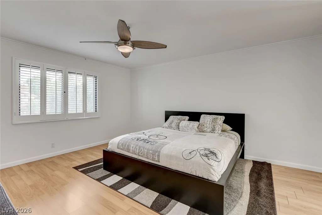 828 Vegas Valley, Las Vegas, NV 89109