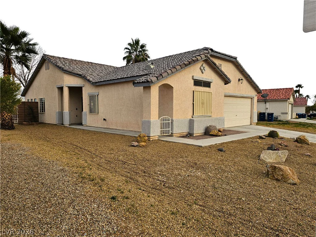 5932 Crestmont, North Las Vegas, NV 89031