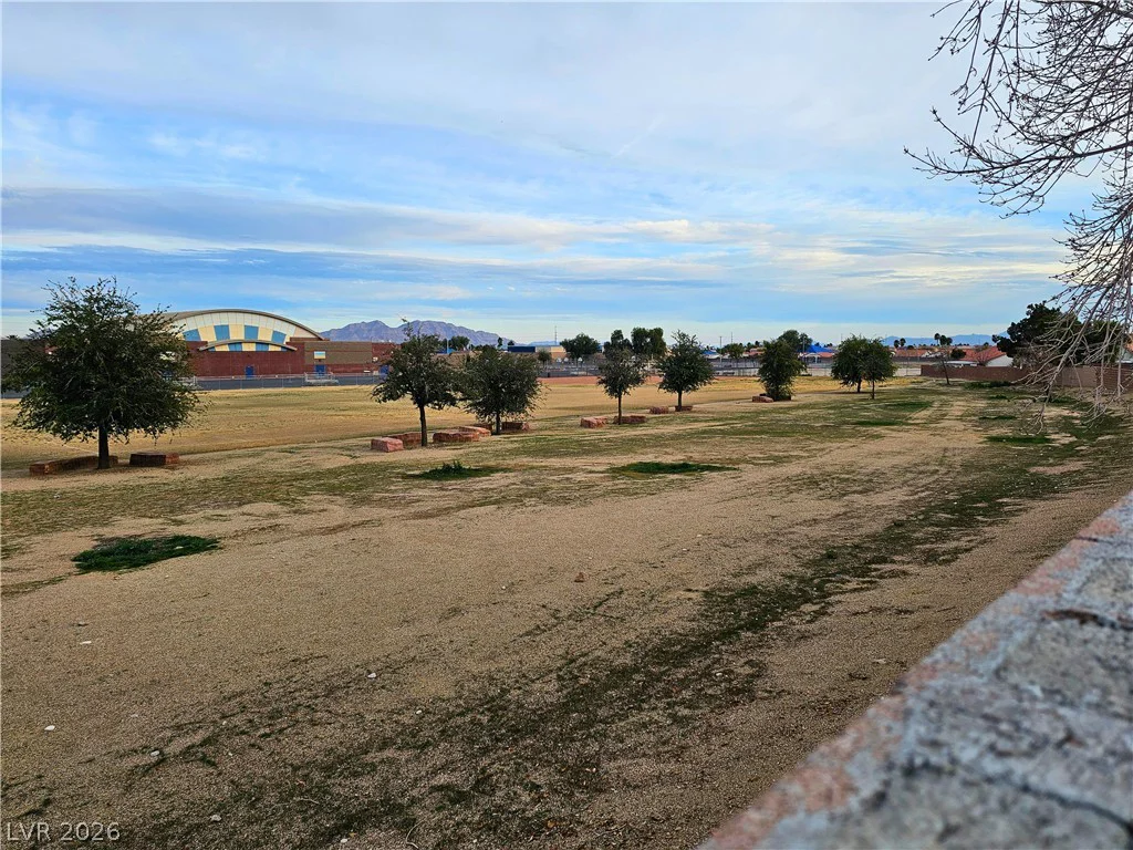 5932 Crestmont, North Las Vegas, NV 89031
