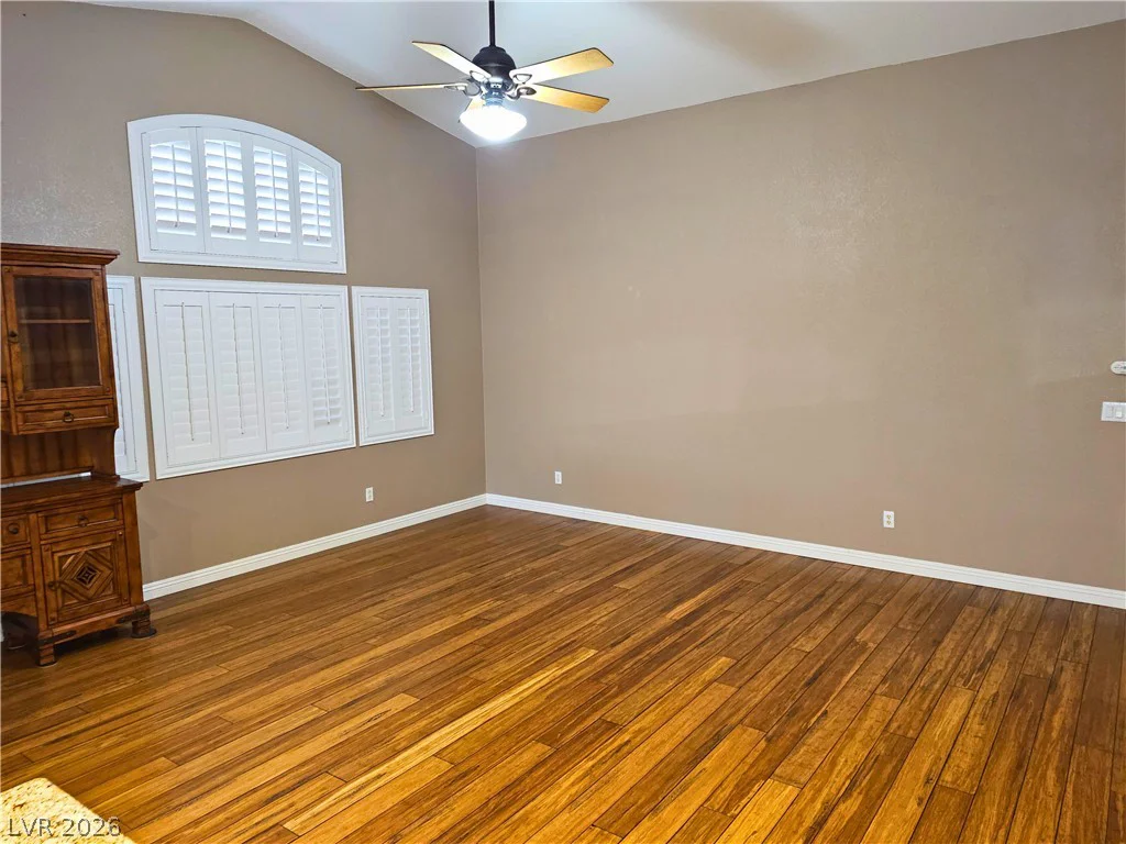 5932 Crestmont, North Las Vegas, NV 89031