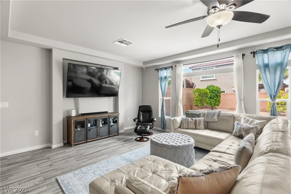 5400 Holding, Las Vegas, NV 89139