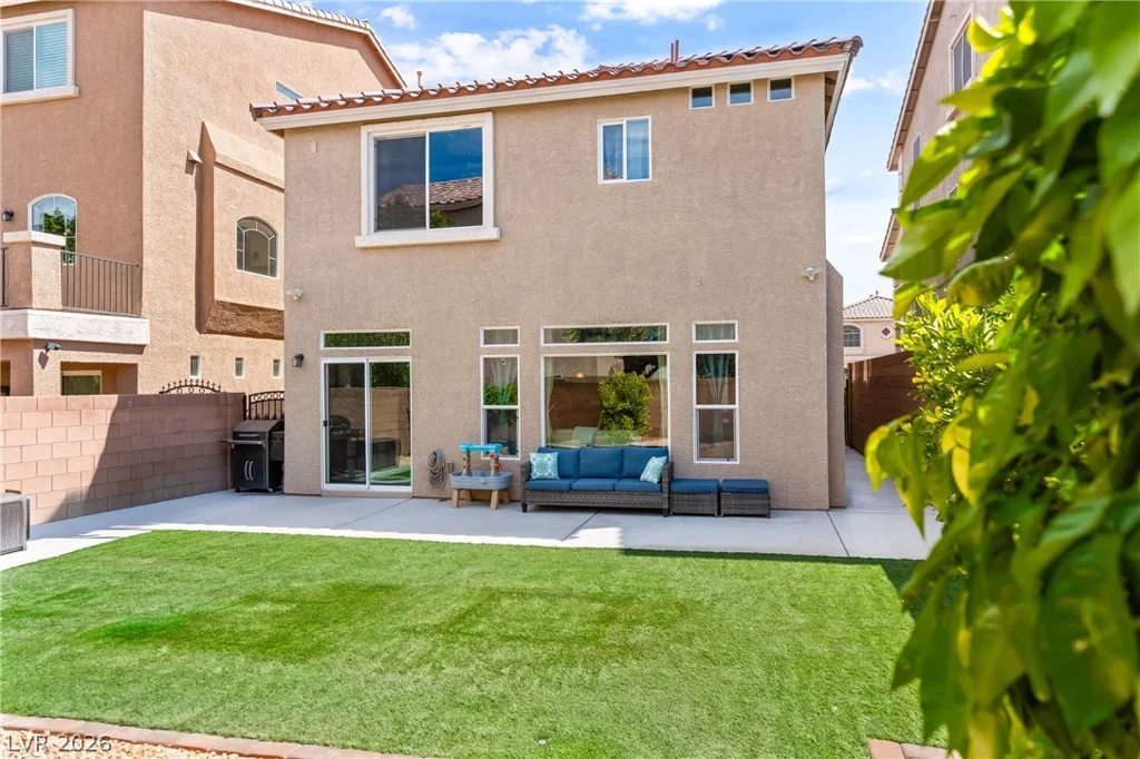5400 Holding, Las Vegas, NV 89139
