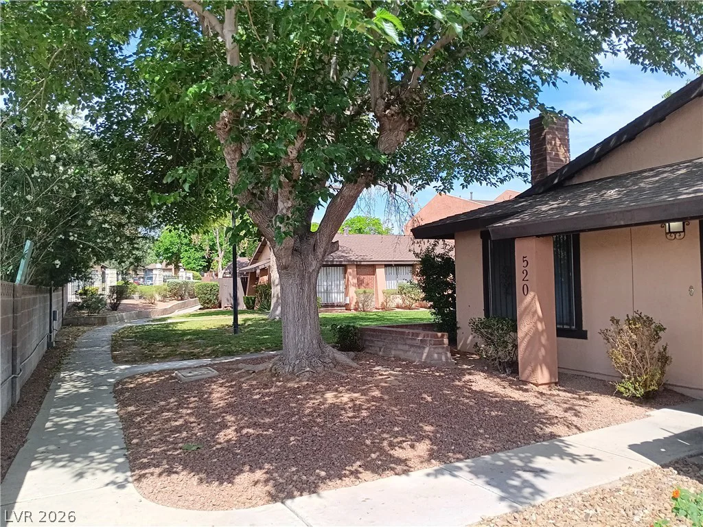 520 Starfire, Las Vegas, NV 89107