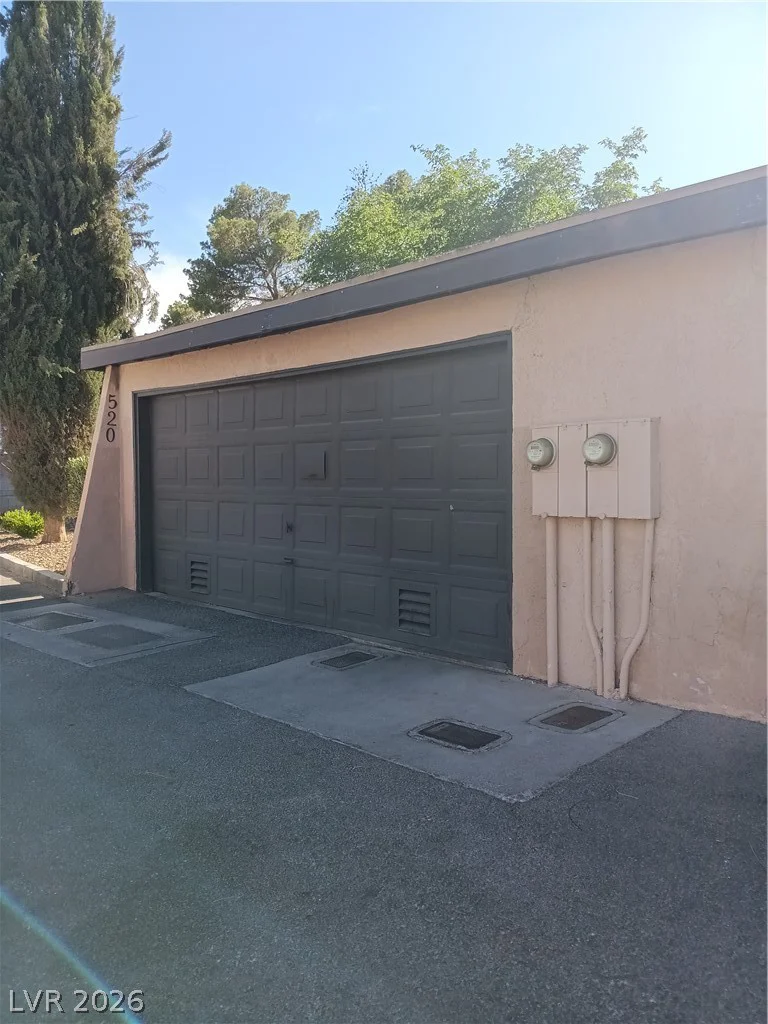 520 Starfire, Las Vegas, NV 89107