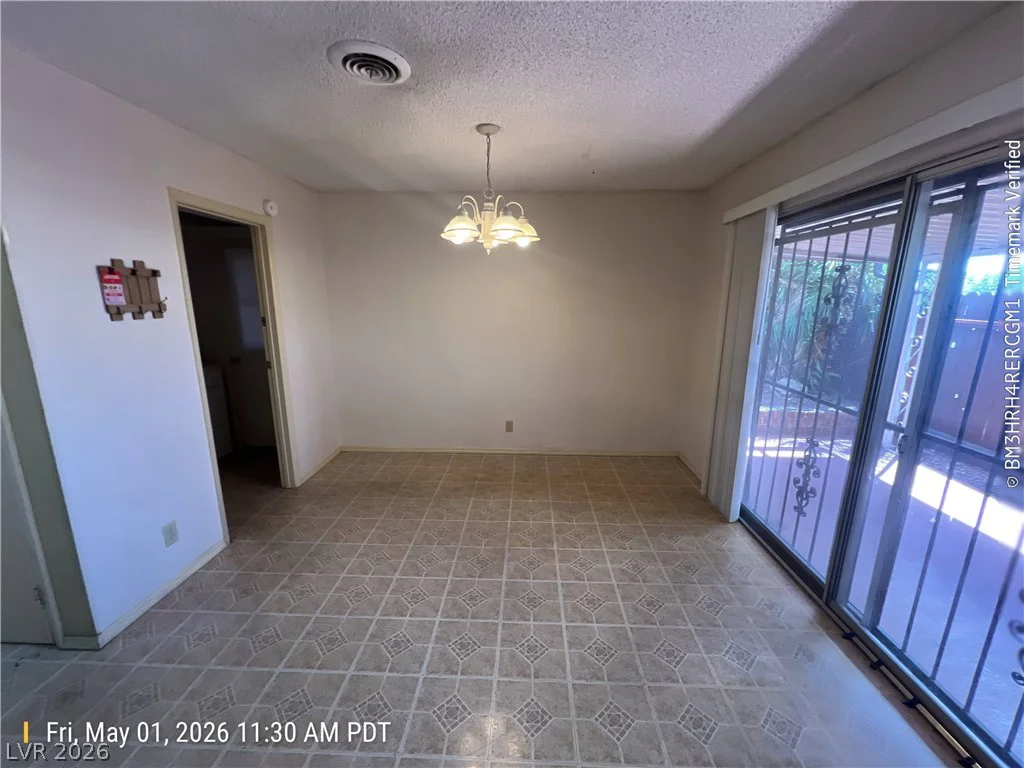 520 Starfire, Las Vegas, NV 89107