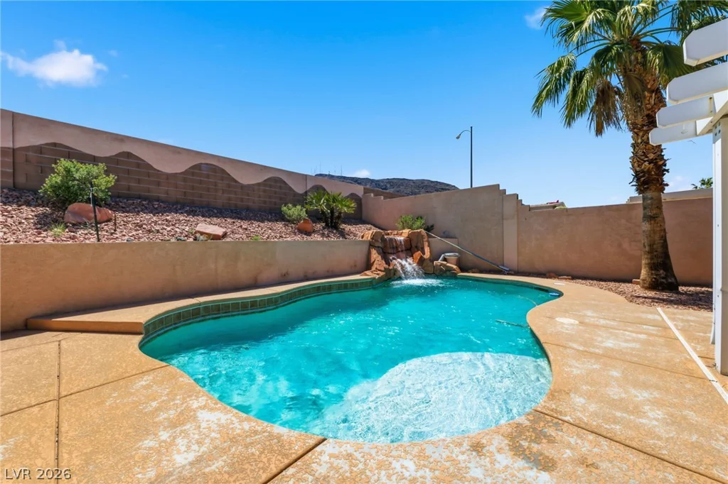 333 Oak Canyon, Henderson, NV 89015