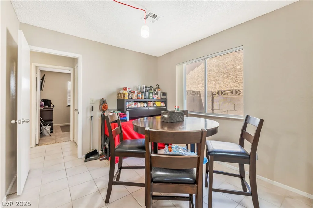 6404 Jean Lee, Las Vegas, NV 89108