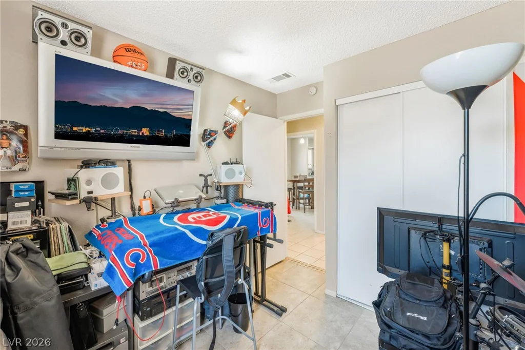 6404 Jean Lee, Las Vegas, NV 89108