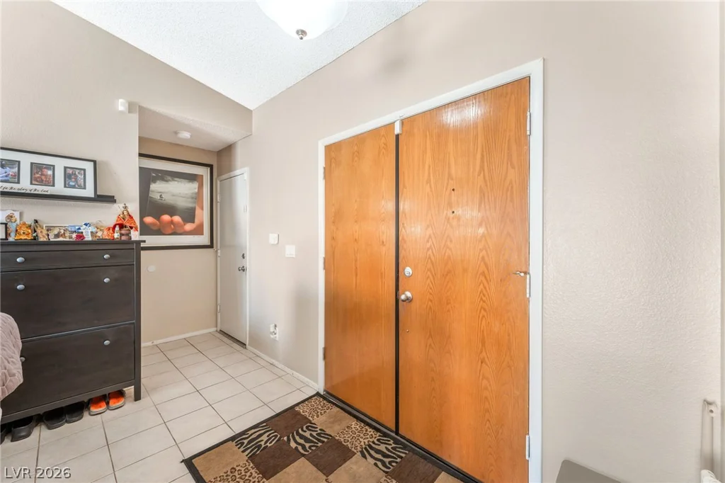6404 Jean Lee, Las Vegas, NV 89108