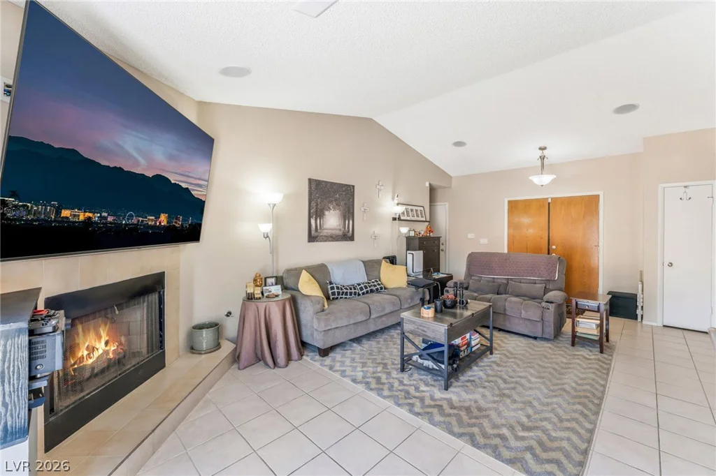 6404 Jean Lee, Las Vegas, NV 89108