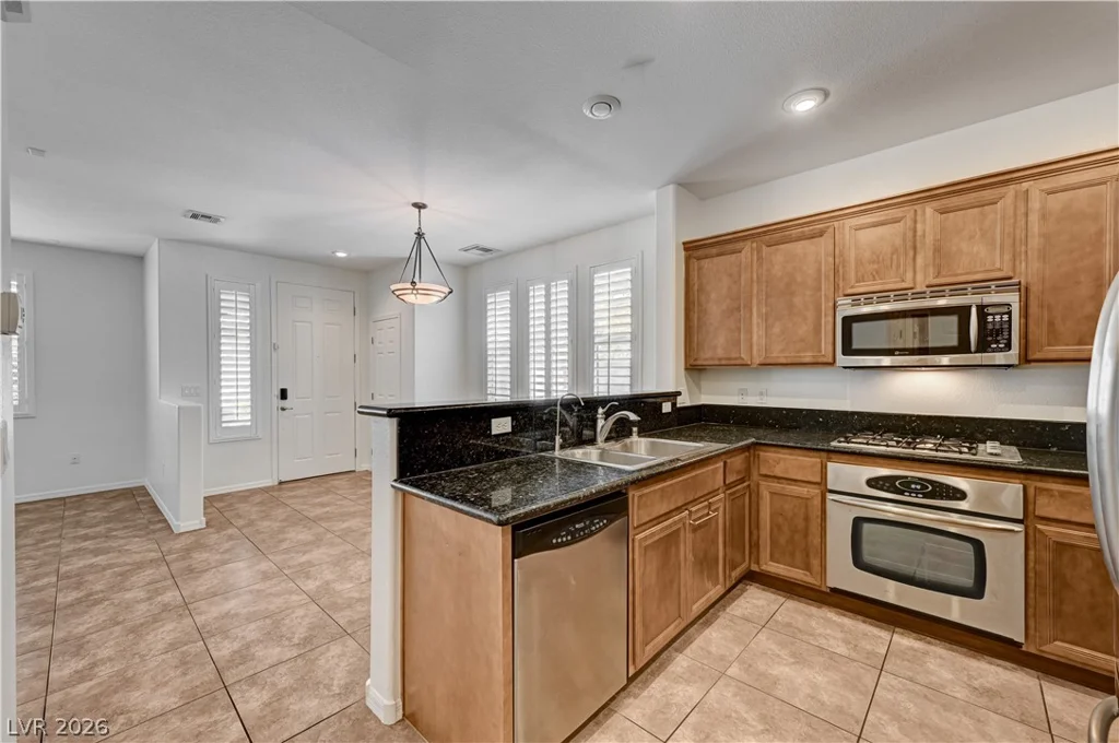11472 Ogden Mills, Las Vegas, NV 89135