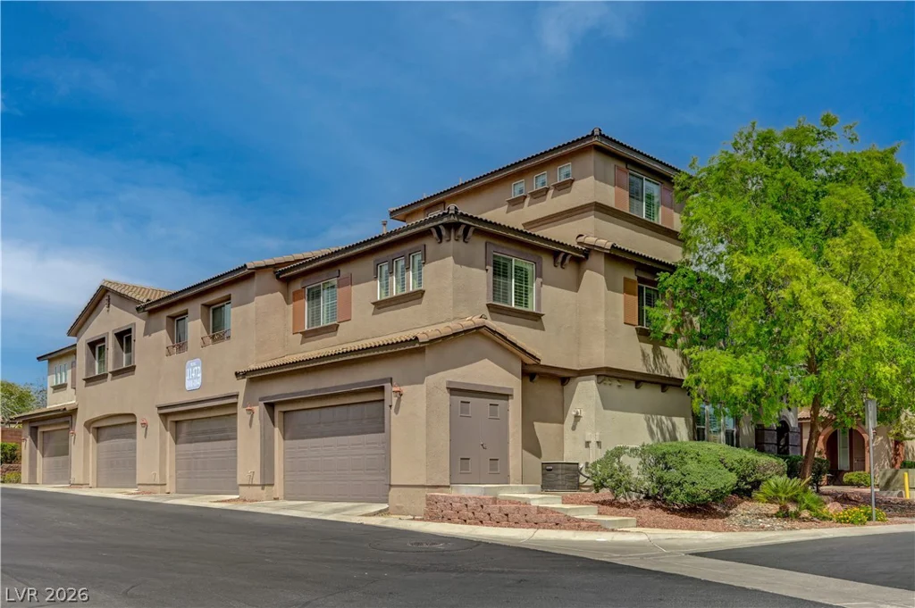 11472 Ogden Mills, Las Vegas, NV 89135