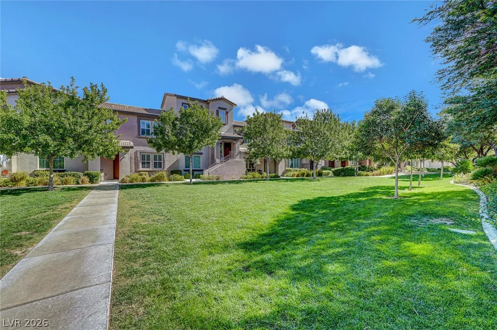 11472 Ogden Mills, Las Vegas, NV 89135