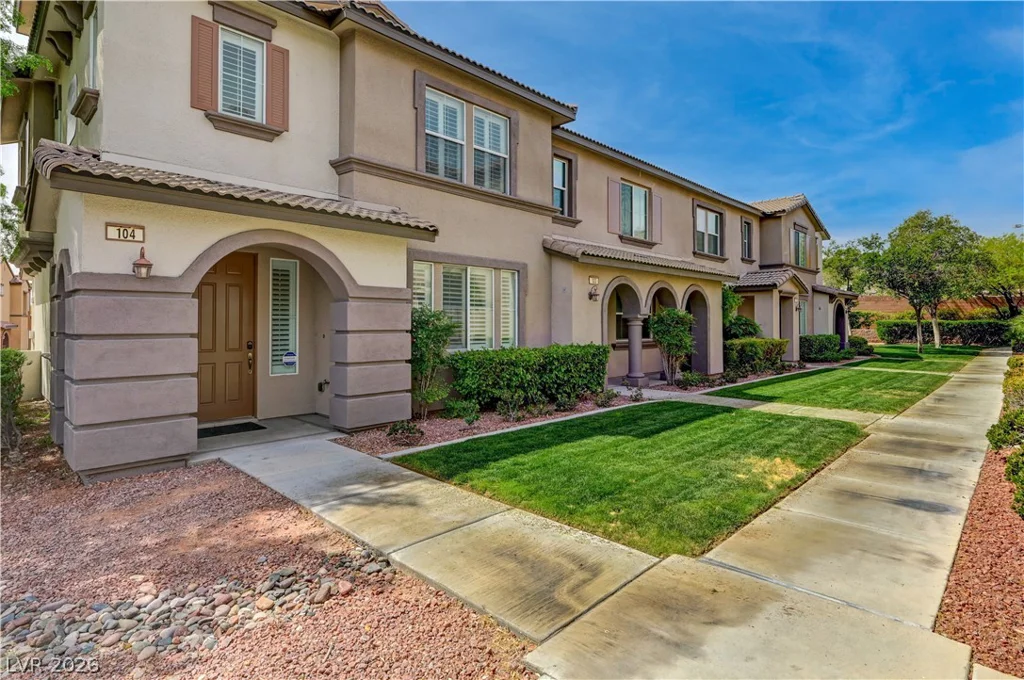 11472 Ogden Mills, Las Vegas, NV 89135