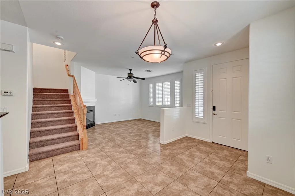 11472 Ogden Mills, Las Vegas, NV 89135