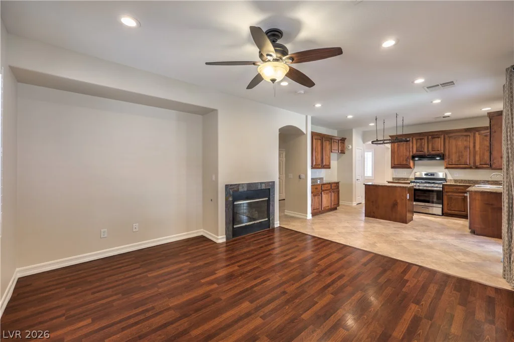 6043 Aster Crest, Las Vegas, NV 89120