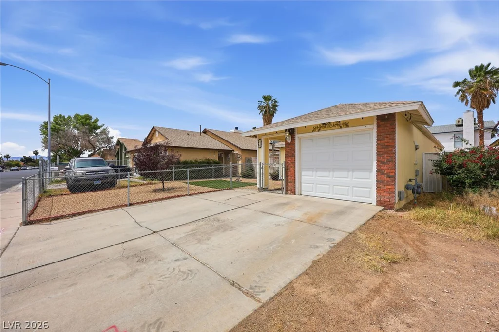 129 Parrish, Las Vegas, NV 89110